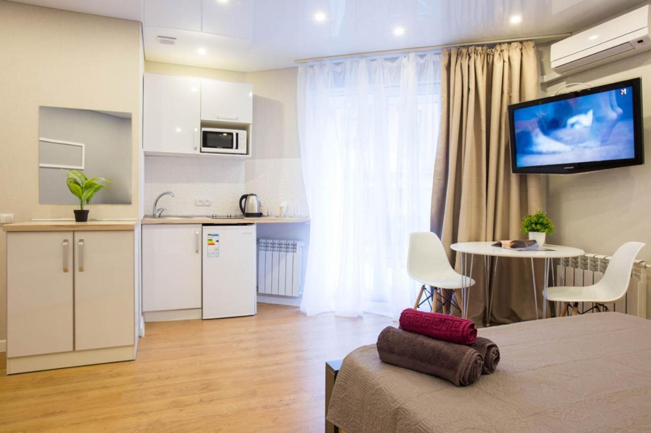 Studio Near Metro Yaroslava Mudroho, Universytet - Mykoly Khvylovoho Str 5-3 카리프 외부 사진