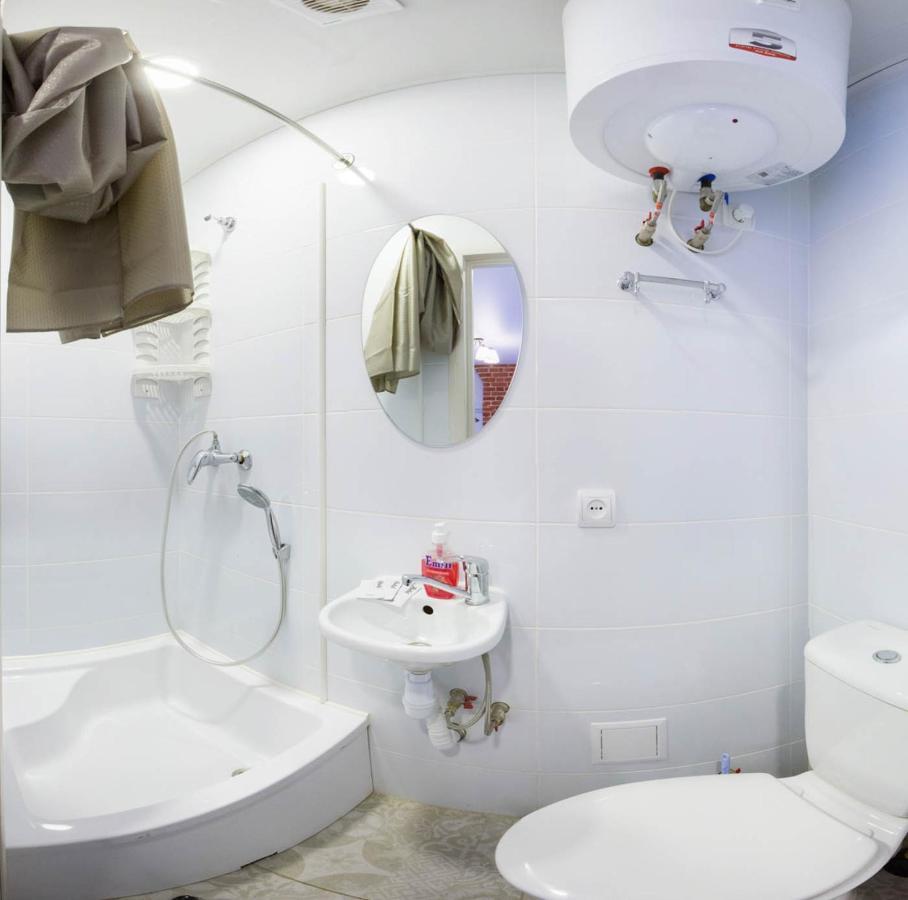 Studio Near Metro Yaroslava Mudroho, Universytet - Mykoly Khvylovoho Str 5-3 카리프 외부 사진