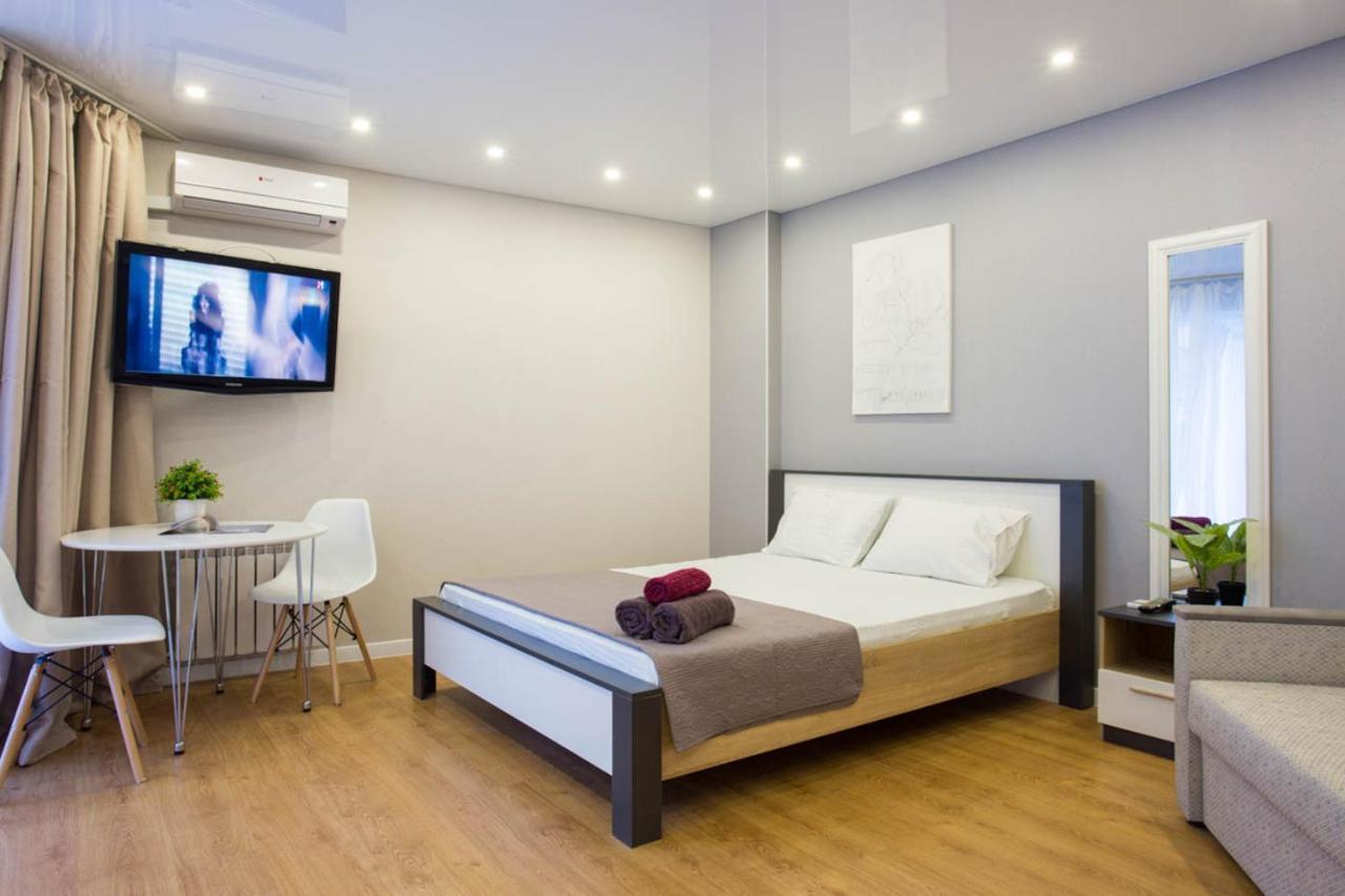 Studio Near Metro Yaroslava Mudroho, Universytet - Mykoly Khvylovoho Str 5-3 카리프 외부 사진