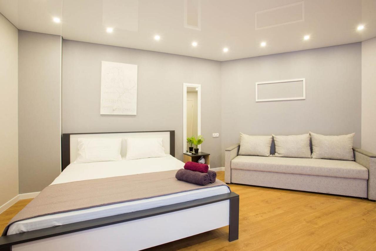 Studio Near Metro Yaroslava Mudroho, Universytet - Mykoly Khvylovoho Str 5-3 카리프 외부 사진